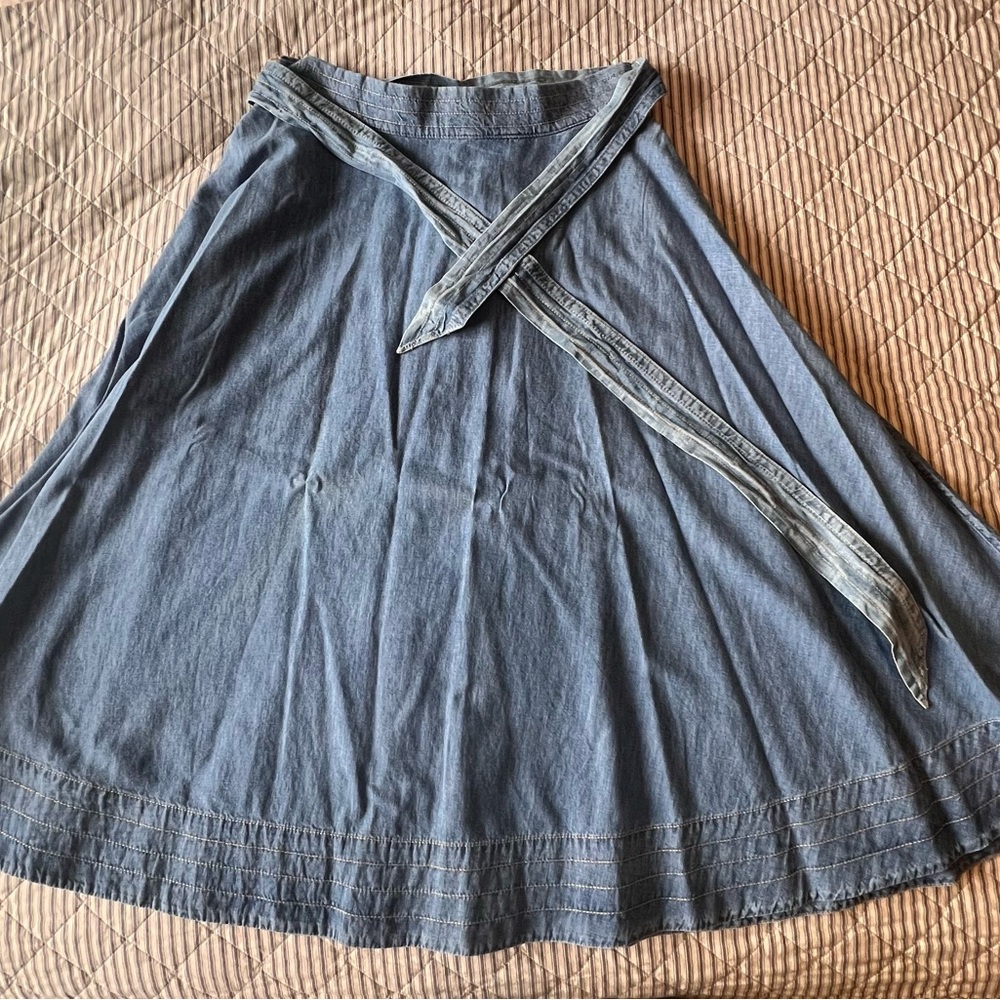 Kate Spade Mainline Chambray Midi Skirt NWT Size 10 - Picture 10 of 11
